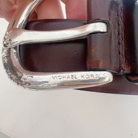 Michael Kors Brown Leather Belt Silver Buckle y2k Boho Chic Size M - Picture 2 of 6